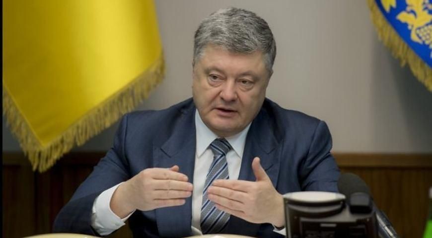 Порошенко зробив гучну заяву про автокефалію української церкви