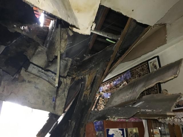 В Житомире обрушился потолок жилого дома В Житомире обрушился потолок жилого дома