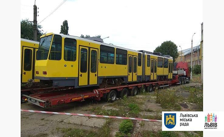 По Львову будут курсировать немецкие трамваи: первая партия уже в городе