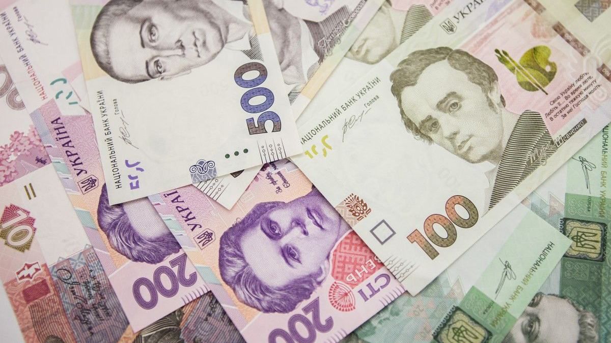 Народним депутатам виплатили вражаючу суму відпускних за липень: деталі у цифрах Народним депутатам виплатили вражаючу суму відпускних за липень: деталі у цифрах