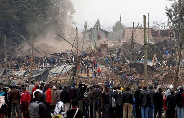 У Кенії для будівництва дороги зруйнували будинки десятків тисяч людей: фото руїн У Кенії для будівництва дороги зруйнували будинки десятків тисяч людей: фото руїн