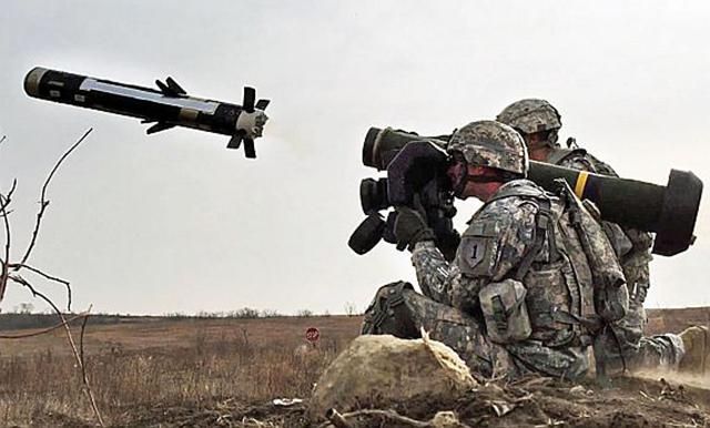 "Джавелини" для Украины: Пентагон заказал производство большого количества оружия для экспорта