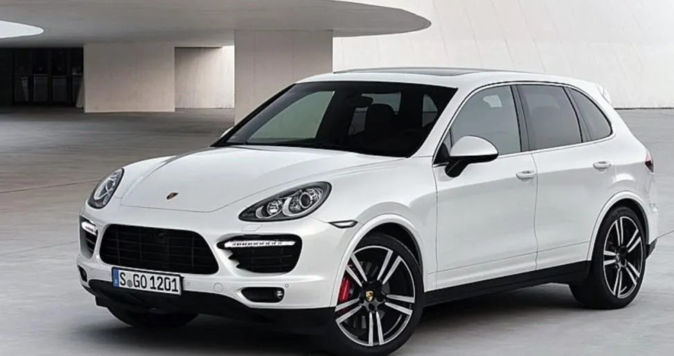 Автомобіль Porsche Cayenne Автомобіль Porsche Cayenne