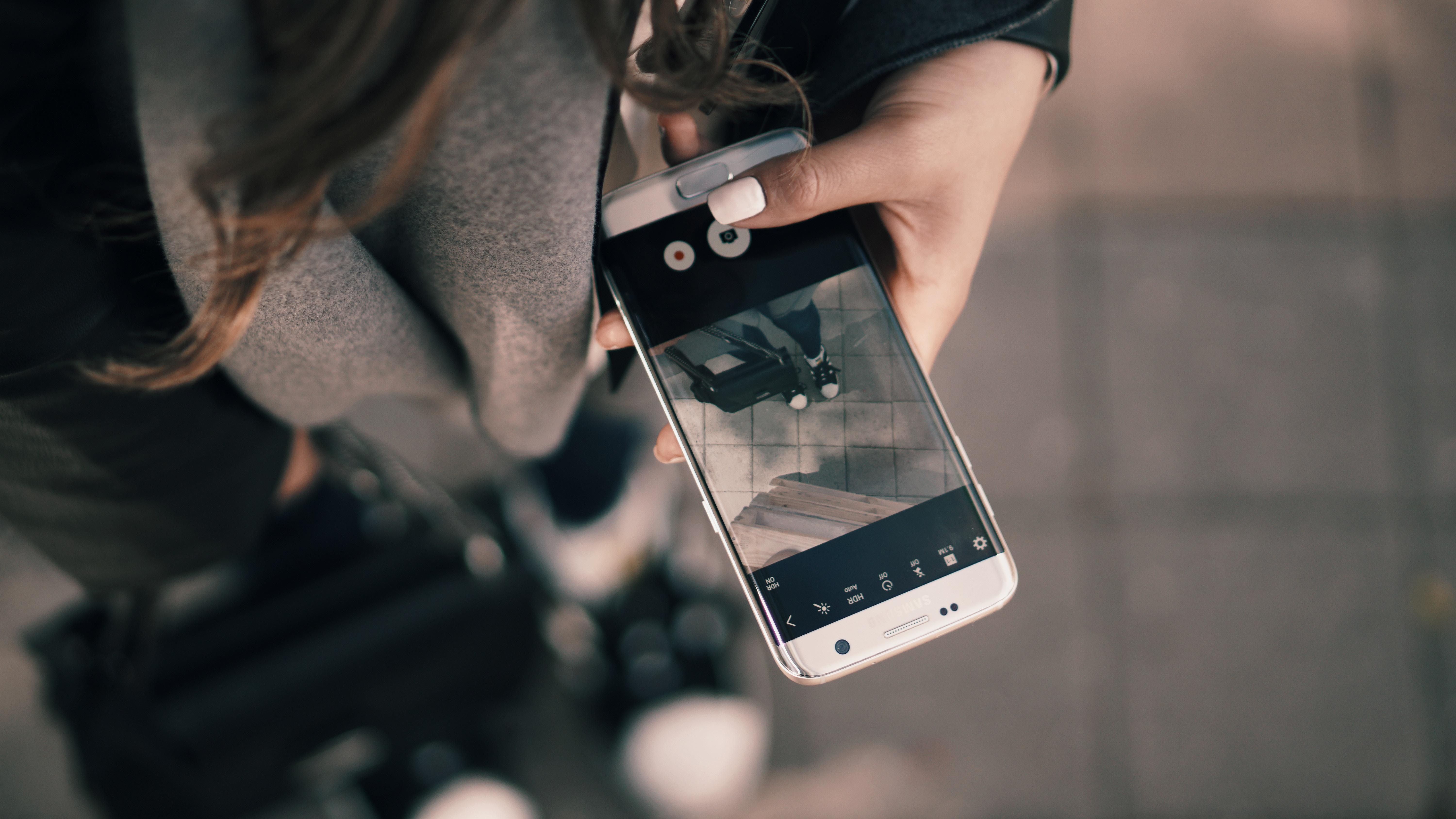 Вдвое прочнее Gorilla Glass 6: Samsung представила революционную технологию защиты экранов
