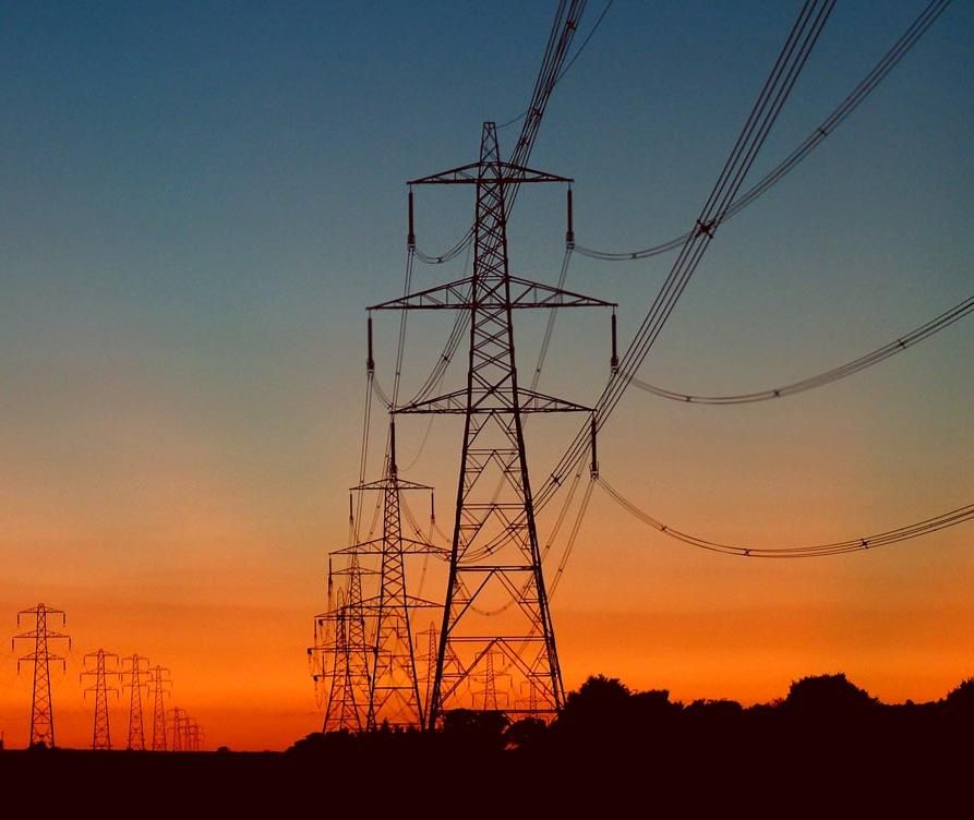 Негода в Україні: знеструмленими залишаються 15 населених пунктів Негода в Україні: знеструмленими залишаються 15 населених пунктів