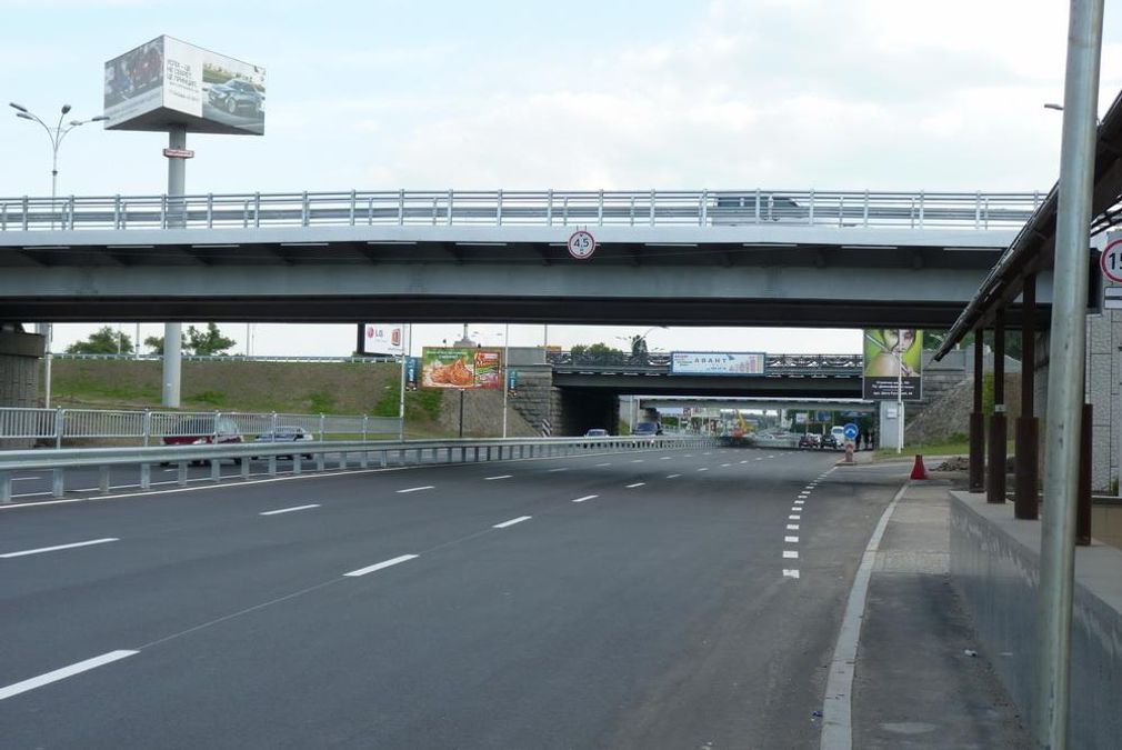 ЄС допоможе Україні збудувати 12 шляхопроводів ЄС допоможе Україні збудувати 12 шляхопроводів