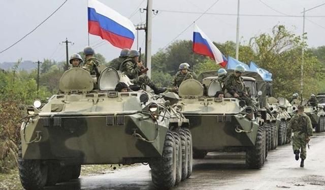 Росія стягує важке озброєння до лінії розмежування на Донбасі: у СЦКК назвали зброю