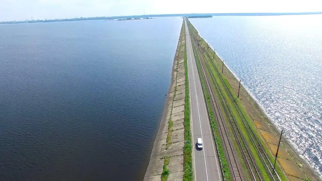 Дорогою до Черкас Дорогою до Черкас