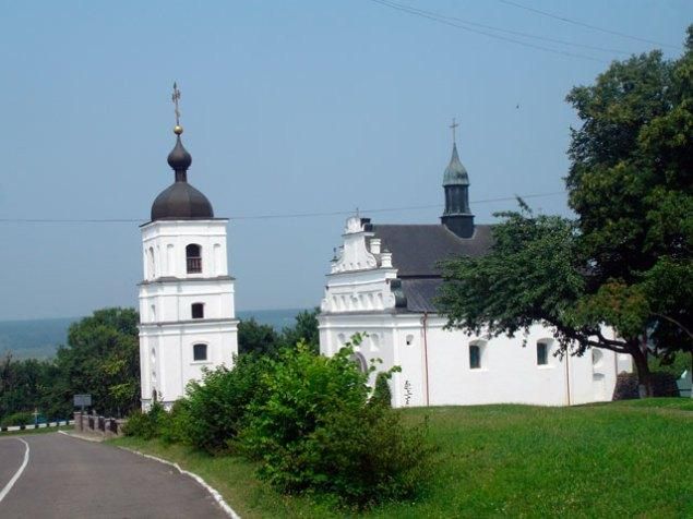 Церква в селі Суботів
