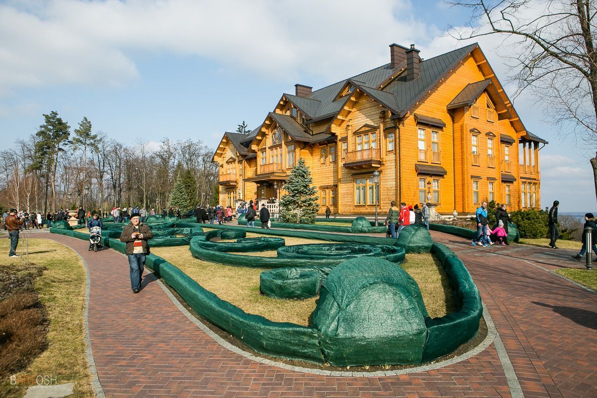 "Межигір'я" Януковича почне приносити прибуток "Межигір'я" Януковича почне приносити прибуток