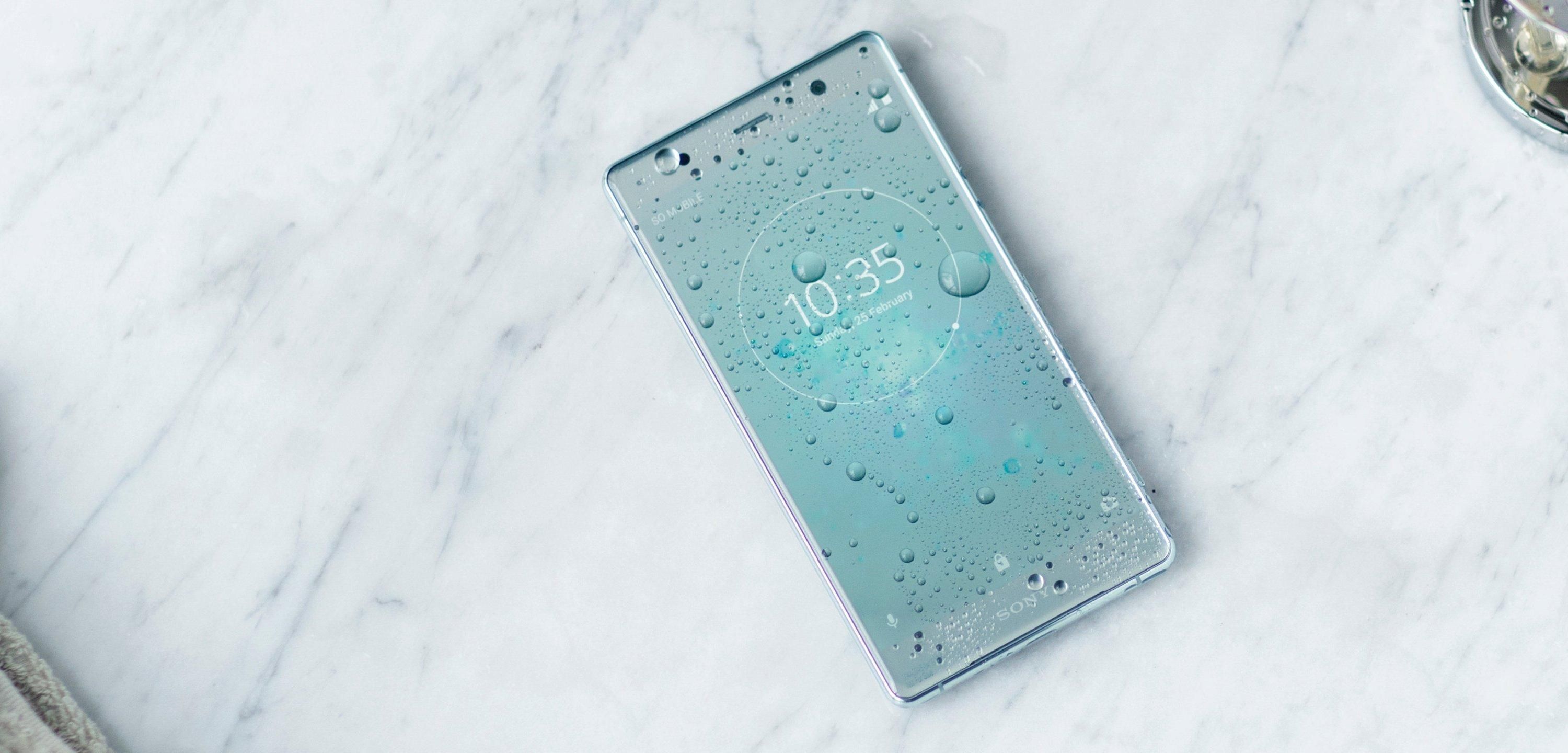 Эксперты определили самый большой и самый тяжелый смартфон 2018 года Эксперты определили самый большой и самый тяжелый смартфон 2018 года