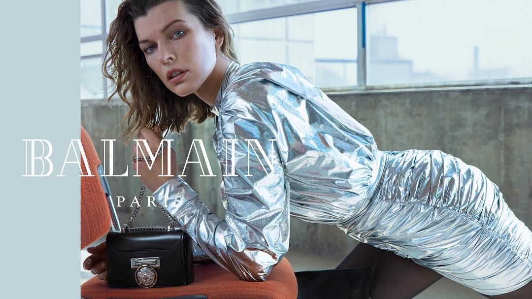 Чарівна Мілла Йовович знялася у кампейні Balmain: фото