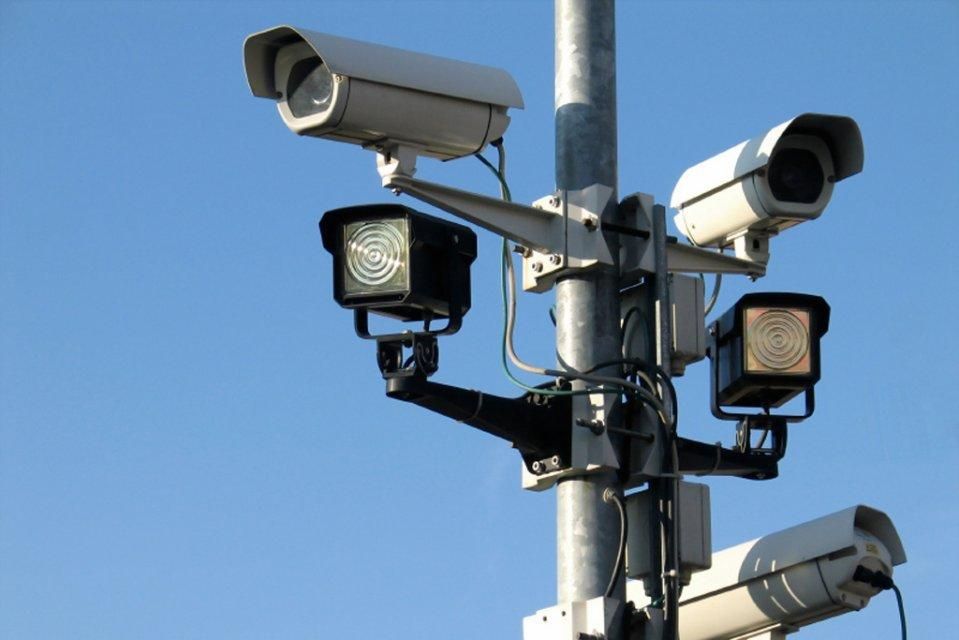 В Украине установят камеры для фиксации нарушений ПДД: когда, где и сколько