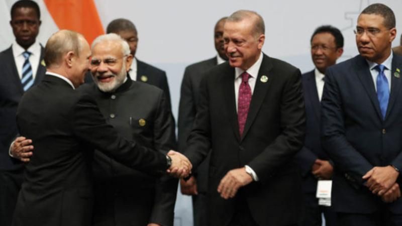 Эрдоган призвал лидеров членов БРИКС принять Турцию в свою группу Эрдоган призвал лидеров членов БРИКС принять Турцию в свою группу