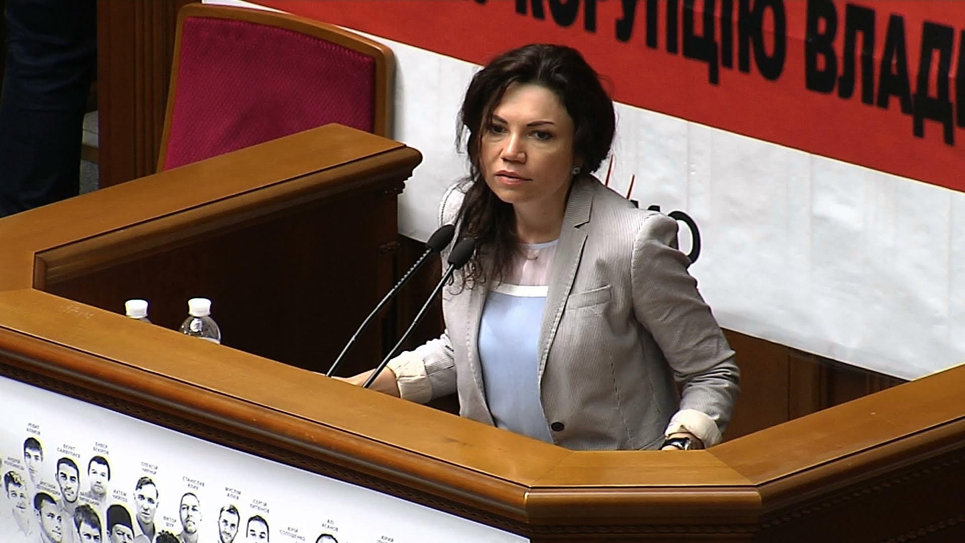 Сюмар пояснила, як у її матері з’явився будинок під Києвом Сюмар пояснила, як у її матері з’явився будинок під Києвом