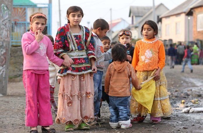 В ООН закликали Україну захистити ромів В ООН закликали Україну захистити ромів