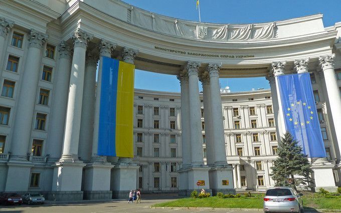 Визит Медведева в Крым является циничным пренебрежением нормами международного права, – МИД Визит Медведева в Крым является циничным пренебрежением нормами международного права, – МИД