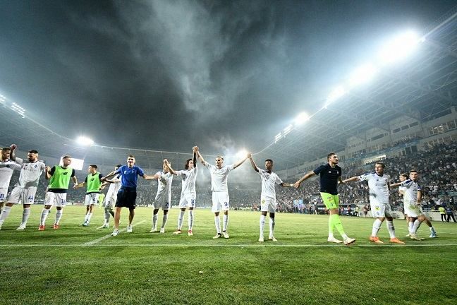 Гравці "Динамо" проведуть зустріч з уболівальниками Гравці "Динамо" проведуть зустріч з уболівальниками