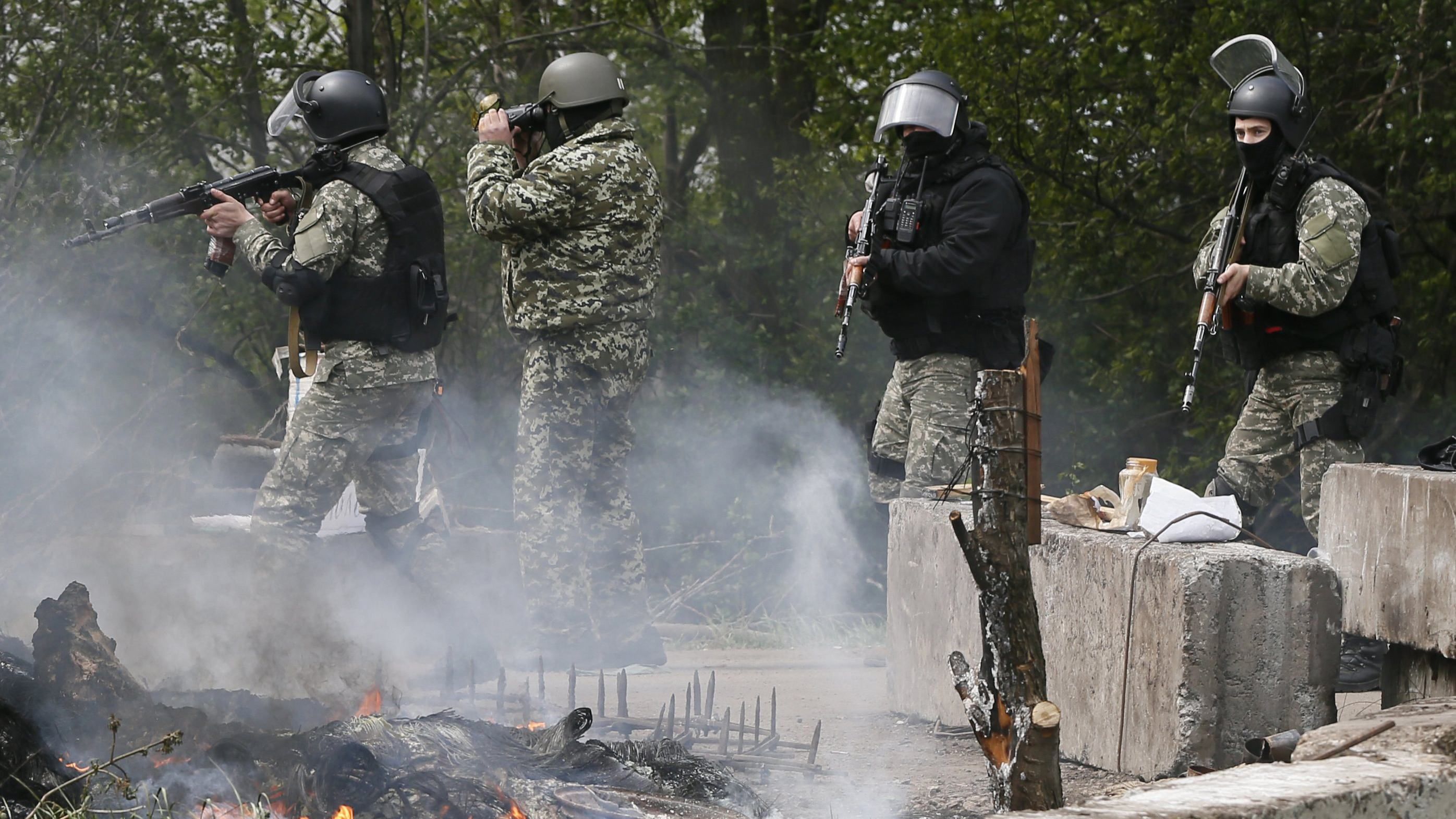 ОС на Луганщине проведут антитеррористическую операцию: просят жителей не покидать дома