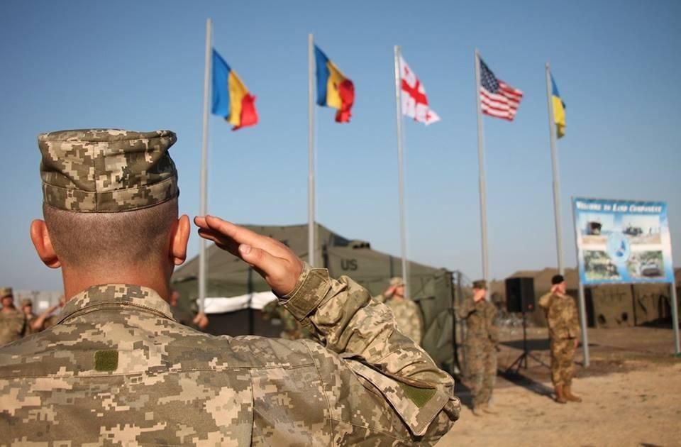 ВМС України розпочнуть спільні військові навчання з американцями, – Полторак