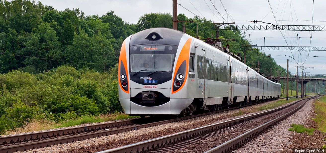 Поезд "Интерсити +" насмерть сбил львовянина Поезд "Интерсити +" насмерть сбил львовянина