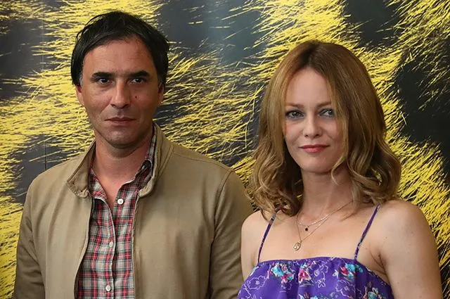 ванесса параді самюель беншетрі ванесса параді самюель беншетрі