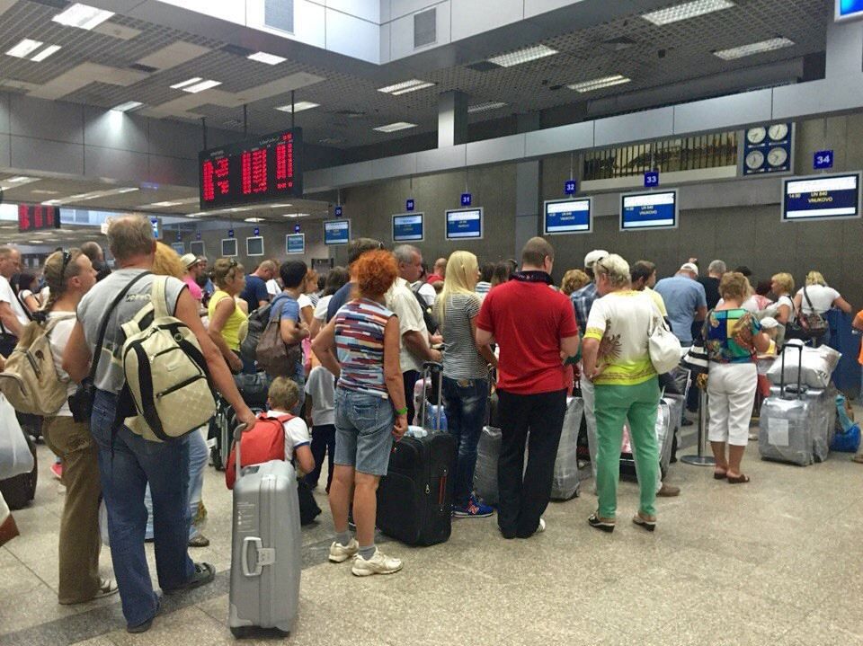 Украинские туристы застряли на Мальорке: у туроператора сделали заявление