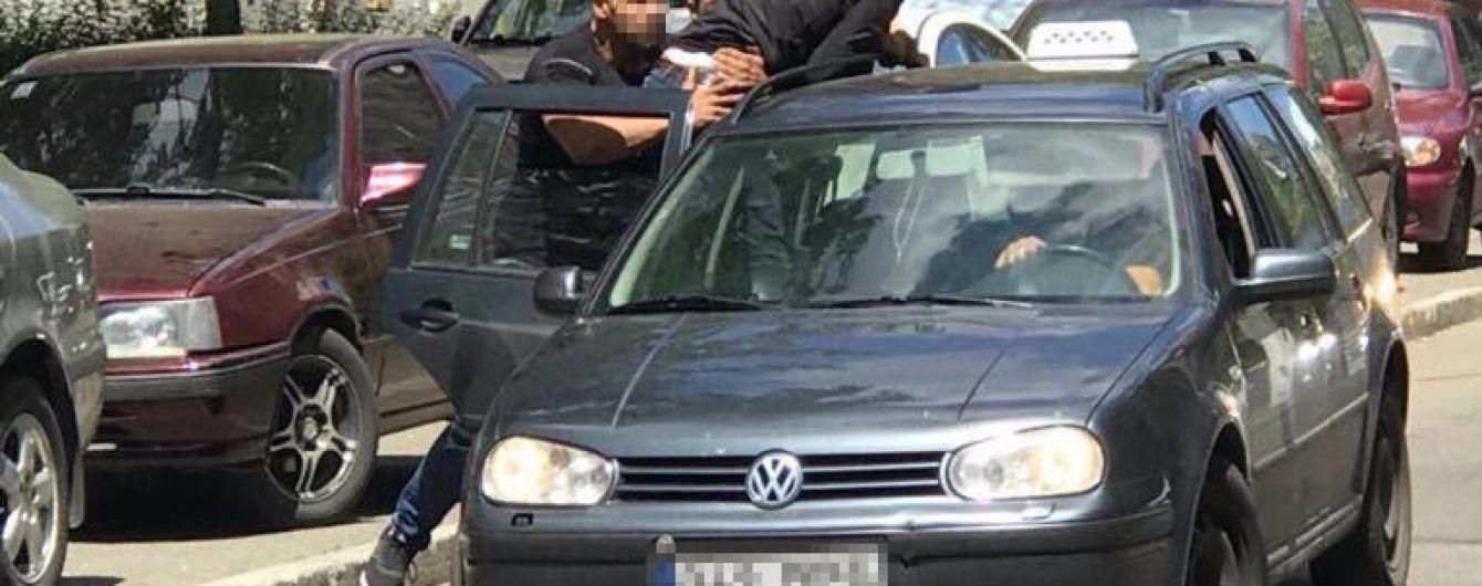 Похитителей сына ливийского дипломата в Киеве посадили под стражу Похитителей сына ливийского дипломата в Киеве посадили под стражу