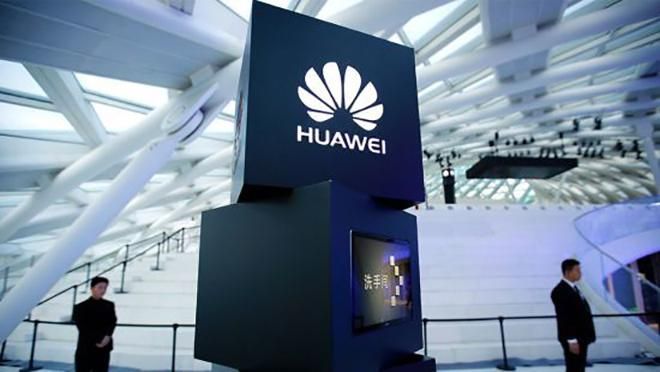 Смартфон Huawei nova 3 получит четыре камеры: производитель подтвердил характеристики