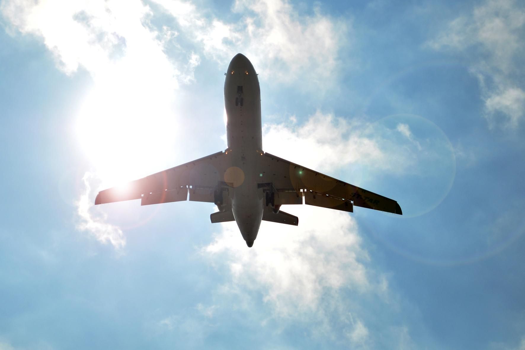 Українські туристи масово застрягають за кордоном: Омелян озвучив жорсткі санкції Українські туристи масово застрягають за кордоном: Омелян озвучив жорсткі санкції