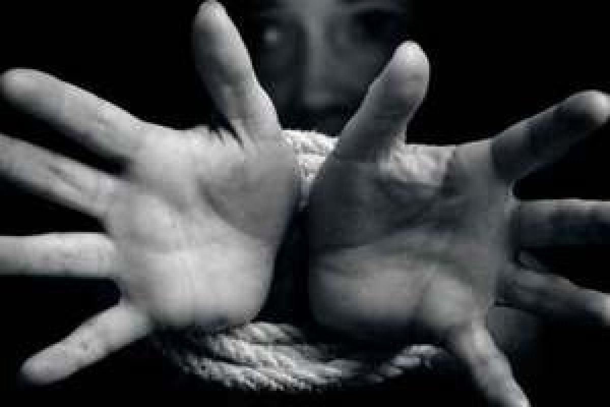 Эксперты посоветовали, как предупредить близких, что вы попали в трудовое рабство Эксперты посоветовали, как предупредить близких, что вы попали в трудовое рабство