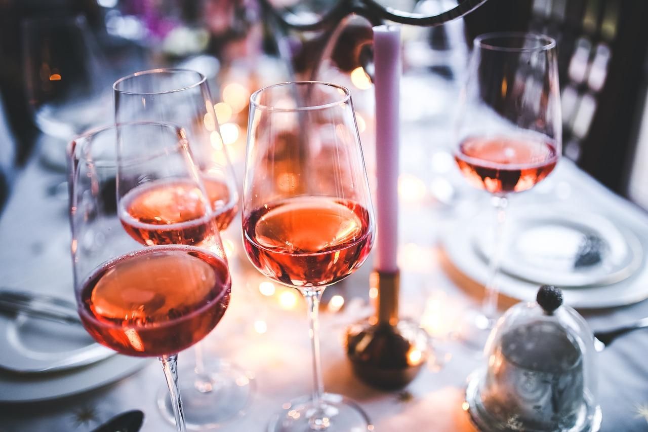 Как делают розовое вино - особенности производства вина