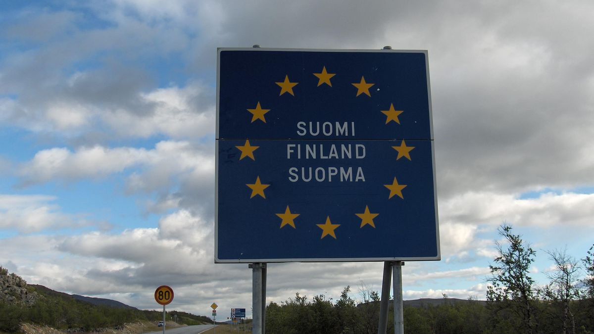 Фінляндія планує тимчасово повернутися до перевірки на кордонах: відома причина 