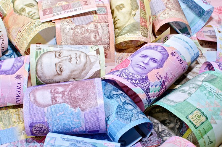 Готівковий курс валют на сьогодні 04-07-2018: курс долару та євро Готівковий курс валют на сьогодні 04-07-2018: курс долару та євро