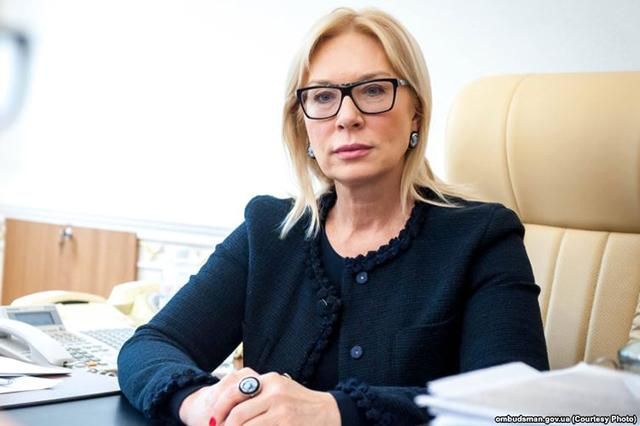 Денисова открыла дело за массовое отравление детей в лагере под Киевом