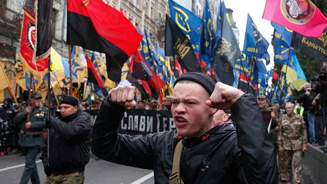 Праворадикали подають до суду на українські ЗМІ 