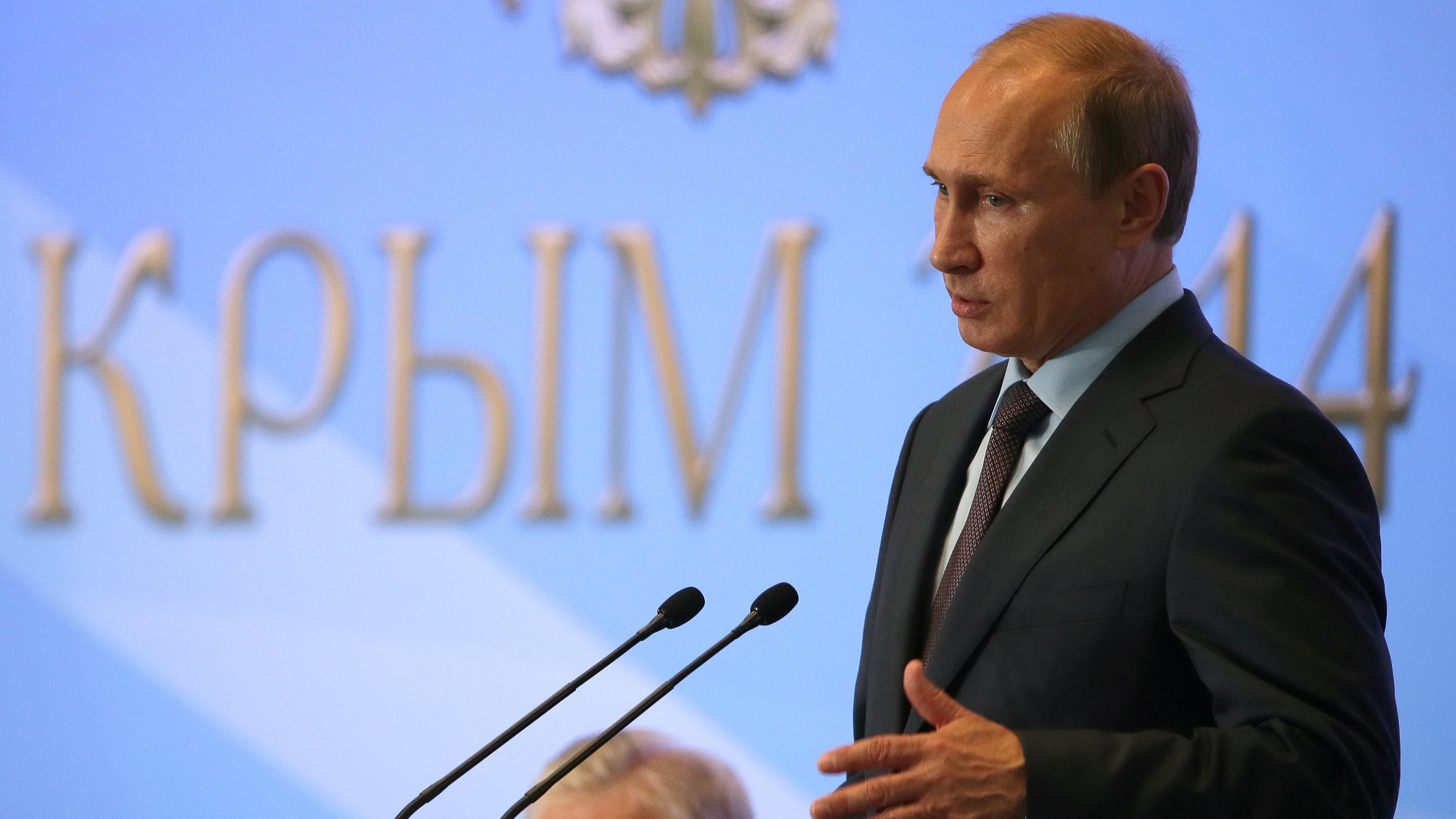 Журналіст пояснив, як Путіну вдалося анексувати Крим Журналіст пояснив, як Путіну вдалося анексувати Крим