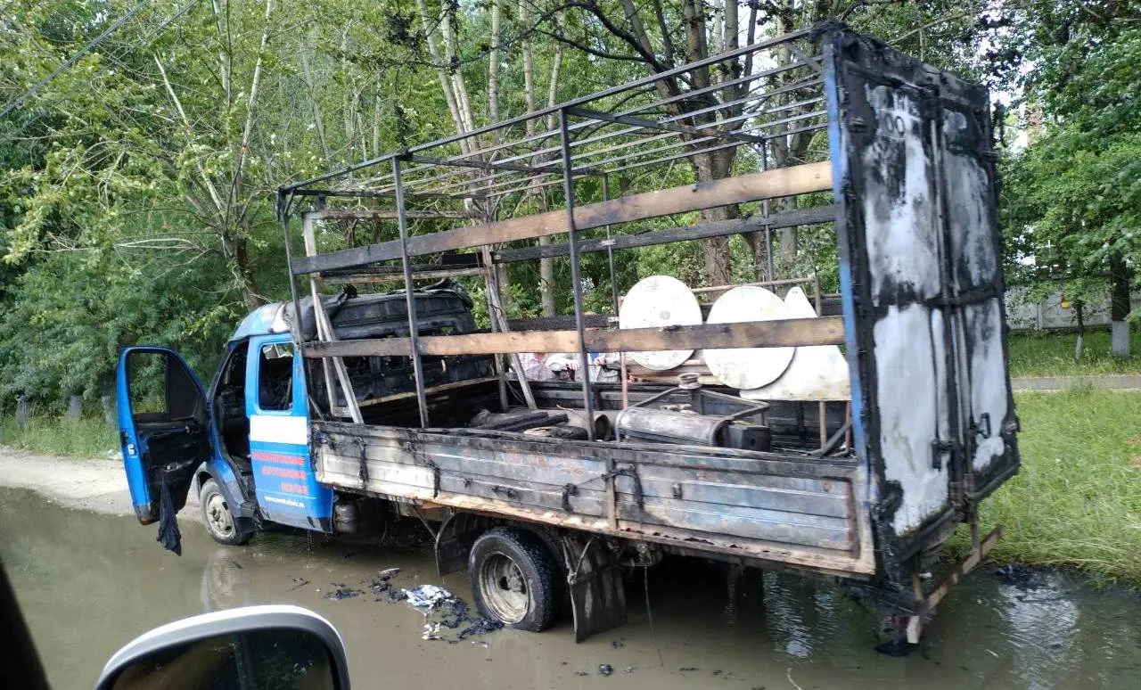 Пожежа, Іваново, фекалії, лайно, Росія, Газель 