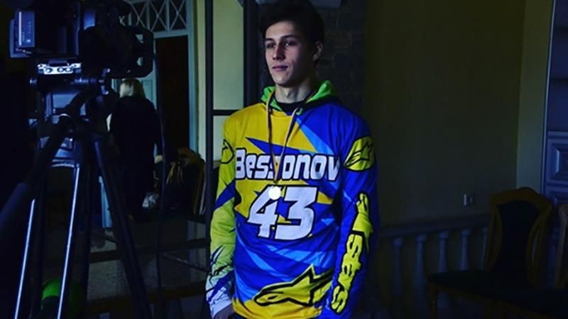 Талановитий гонщик загинув внаслідок наїзду авто під керуванням жінки у Харкові (18+) Талановитий гонщик загинув внаслідок наїзду авто під керуванням жінки у Харкові (18+)