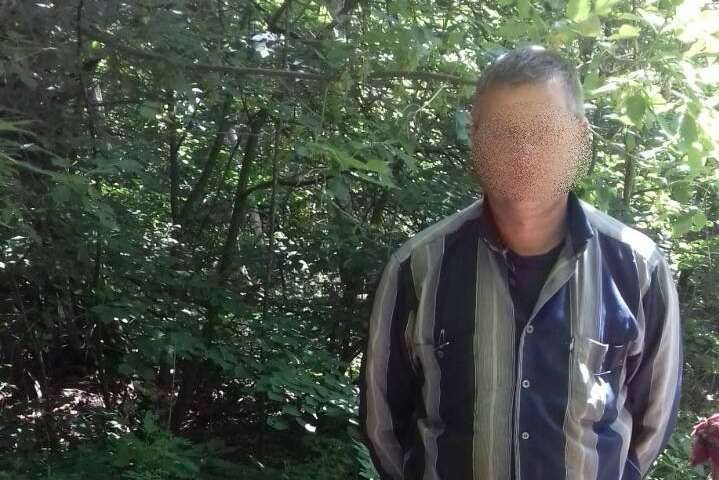 Полиция задержала мужчину с 12 килограммами радиоактивной черники Полиция задержала мужчину с 12 килограммами радиоактивной черники