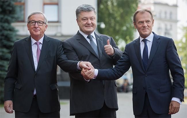 Порошенко призвал ужесточить санкции против России из-за открытия Крымского моста Порошенко призвал ужесточить санкции против России из-за открытия Крымского моста