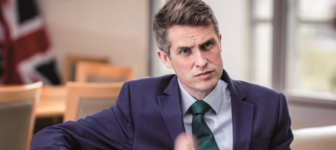 "Росія напала": Міноборони Британії прямо звинувачує Кремль у смерті жінки через "Новачок" "Росія напала": Міноборони Британії прямо звинувачує Кремль у смерті жінки через "Новачок"