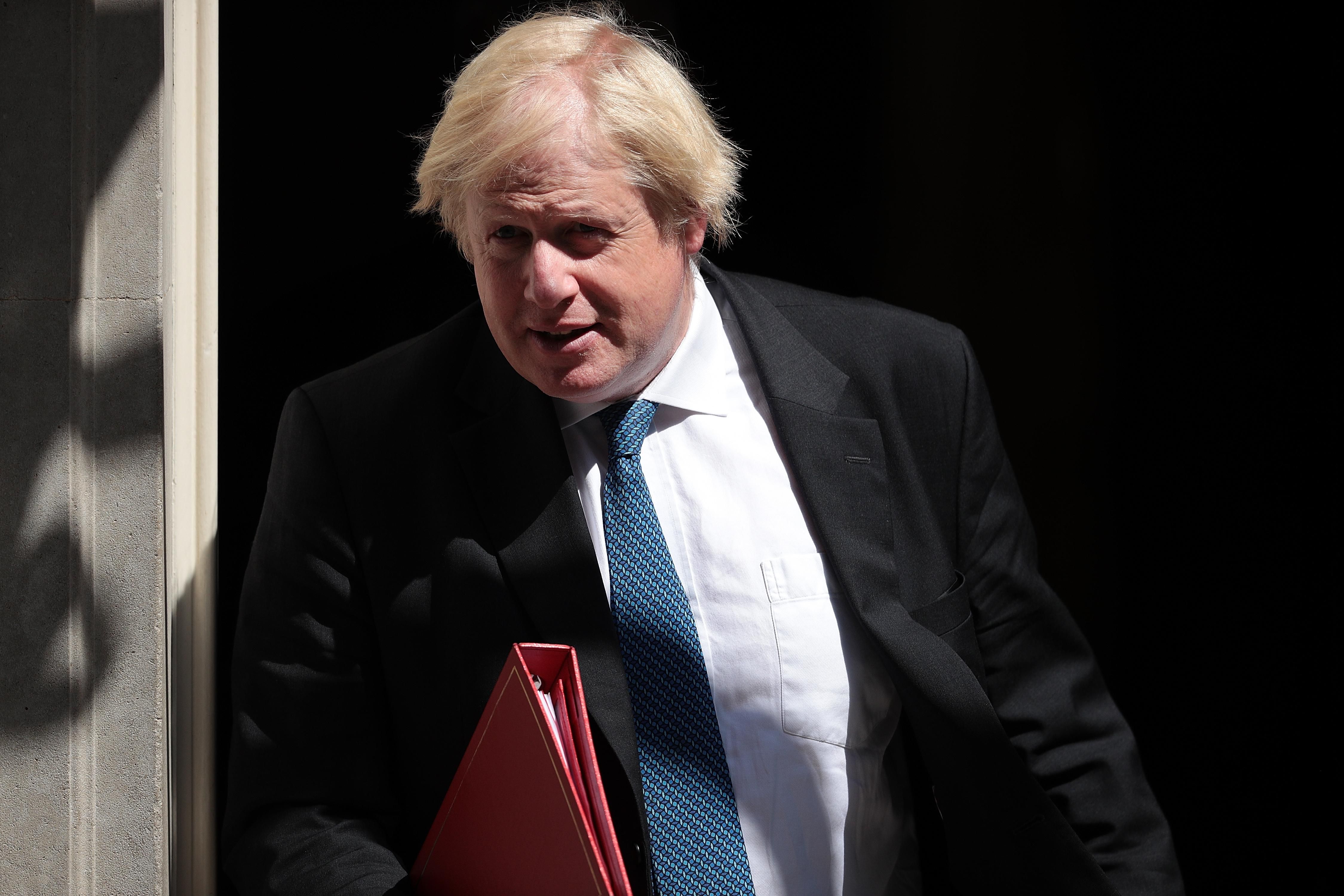 Слова пісні застрягли у горлі, – Джонсон алегорично пояснив свою відставку Слова пісні застрягли у горлі, – Джонсон алегорично пояснив свою відставку