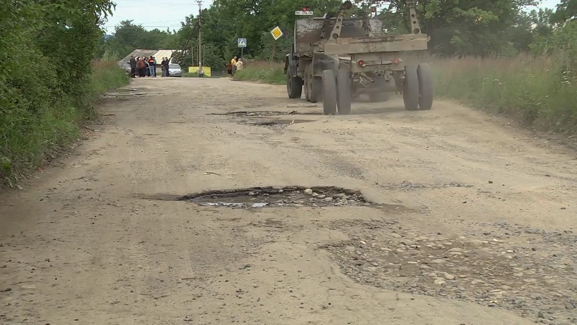 На межі виживання: як унікальне місто на Львівщині занепадає від олігархічного бізнесу На межі виживання: як унікальне місто на Львівщині занепадає від олігархічного бізнесу