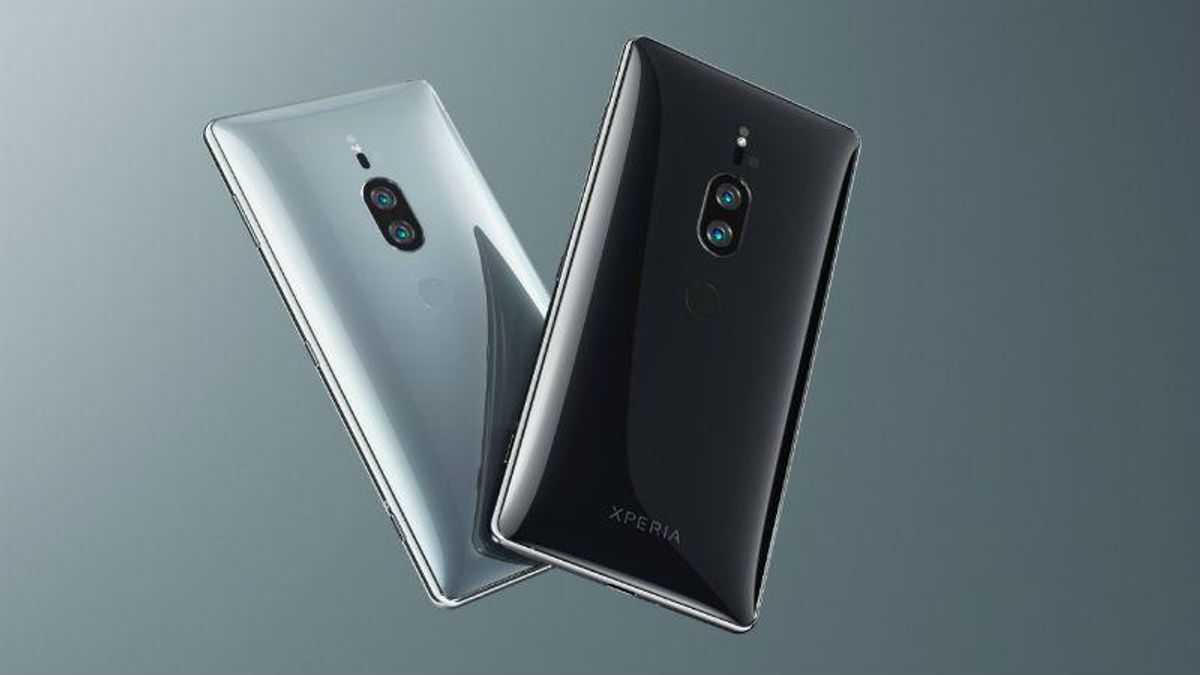 Смартфон Sony Xperia XZ2 Premium можно купить, но цена по карману далеко не  всем