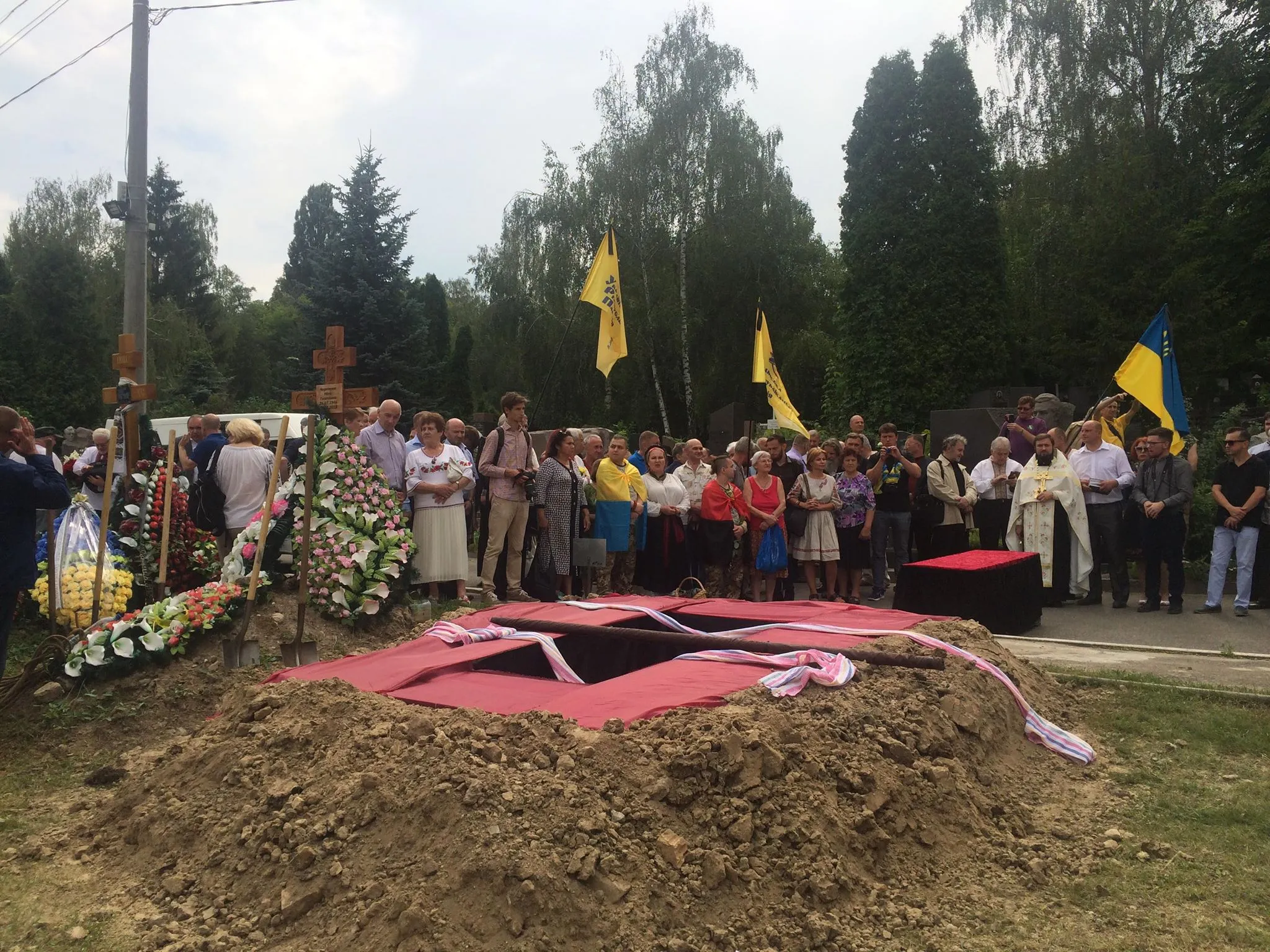 Похорон Левка Лук'яненка, Байкове кладовище, Київ