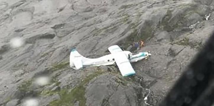 У горах Аляски впав пасажирський літак: з'явилося фото
