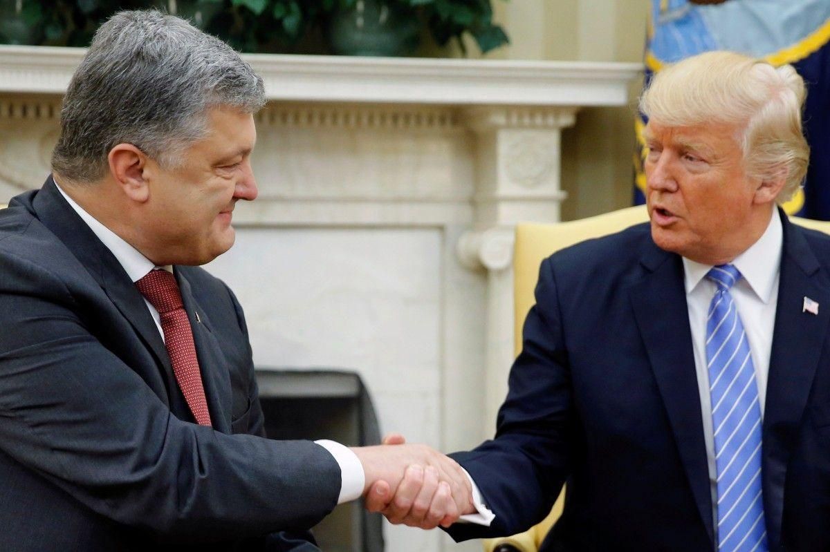 Порошенко та Трамп зустрінуться в рамках саміту НАТО Порошенко та Трамп зустрінуться в рамках саміту НАТО