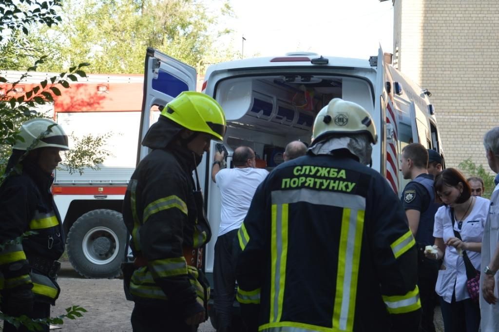 В Днепре взрыв на предприятии унес жизни двух человек: фото, видео В Днепре взрыв на предприятии унес жизни двух человек: фото, видео