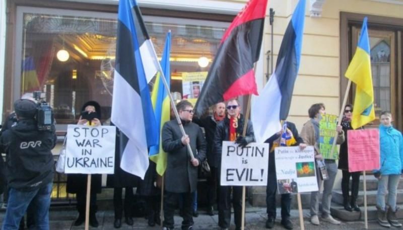"Путин – зло": в Эстонии прошла акция в поддержку Сенцова